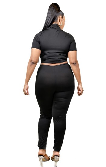 2 Piece Black Mask Set